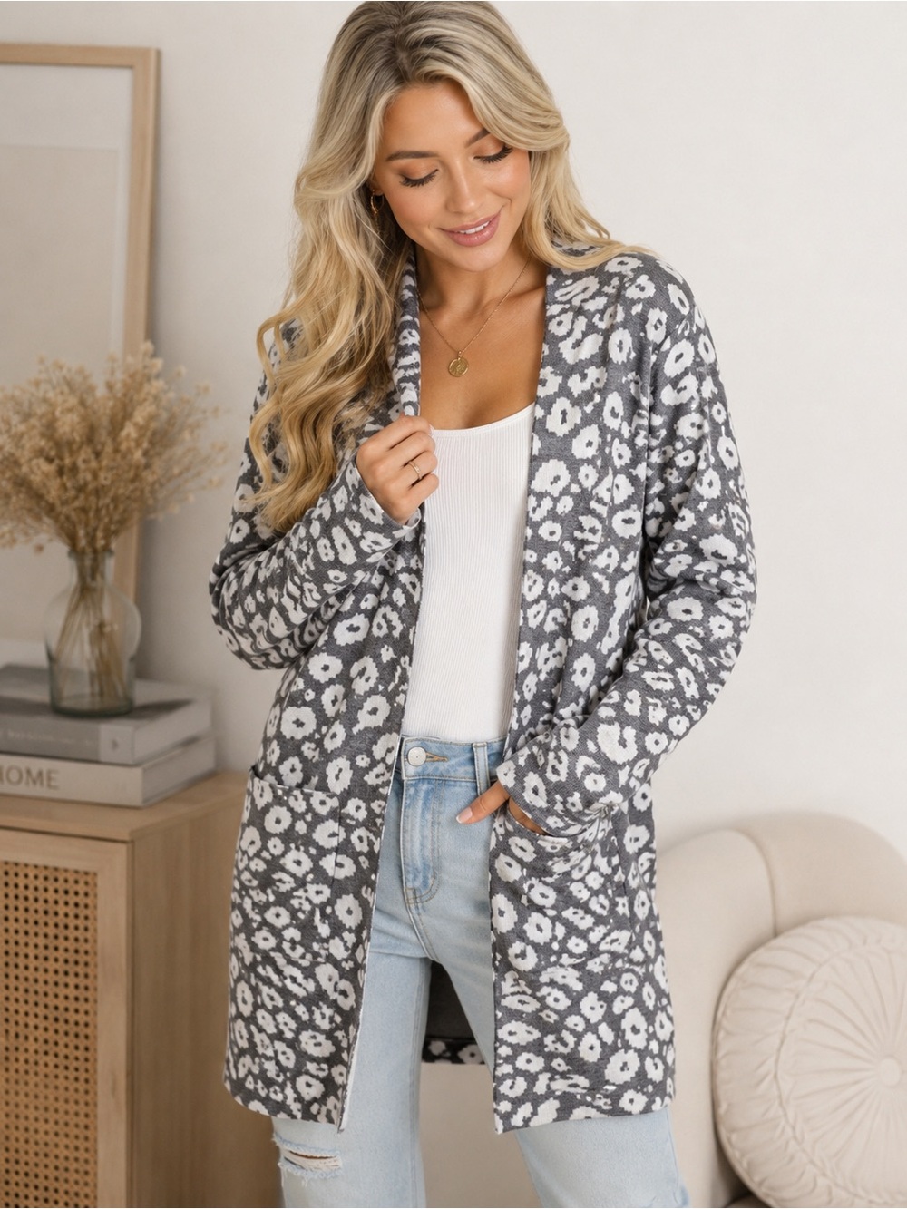 🩶🤍Cotton Emporium Gray Animal Print Open Front Cardigan Sweater Size Large🤍🩶